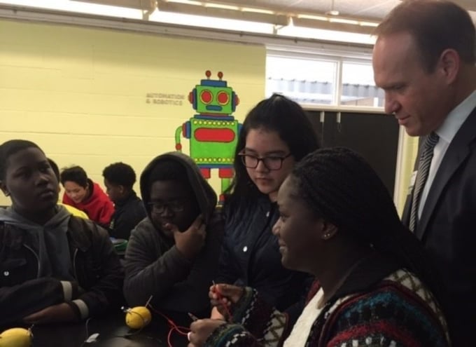 Middle Teacher Sees Transformation from PLTW Gateway