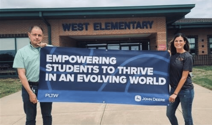 PLTW Teachers Share Experiences with John Deere
